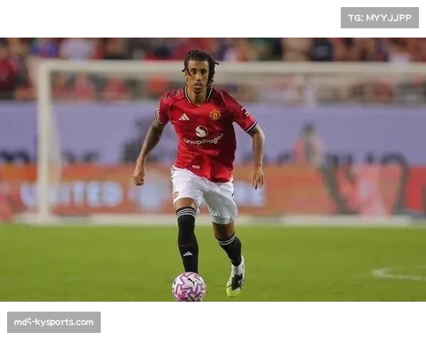 阿莫林表示曼联仍处于建设初期阶段 球队还有提升空间